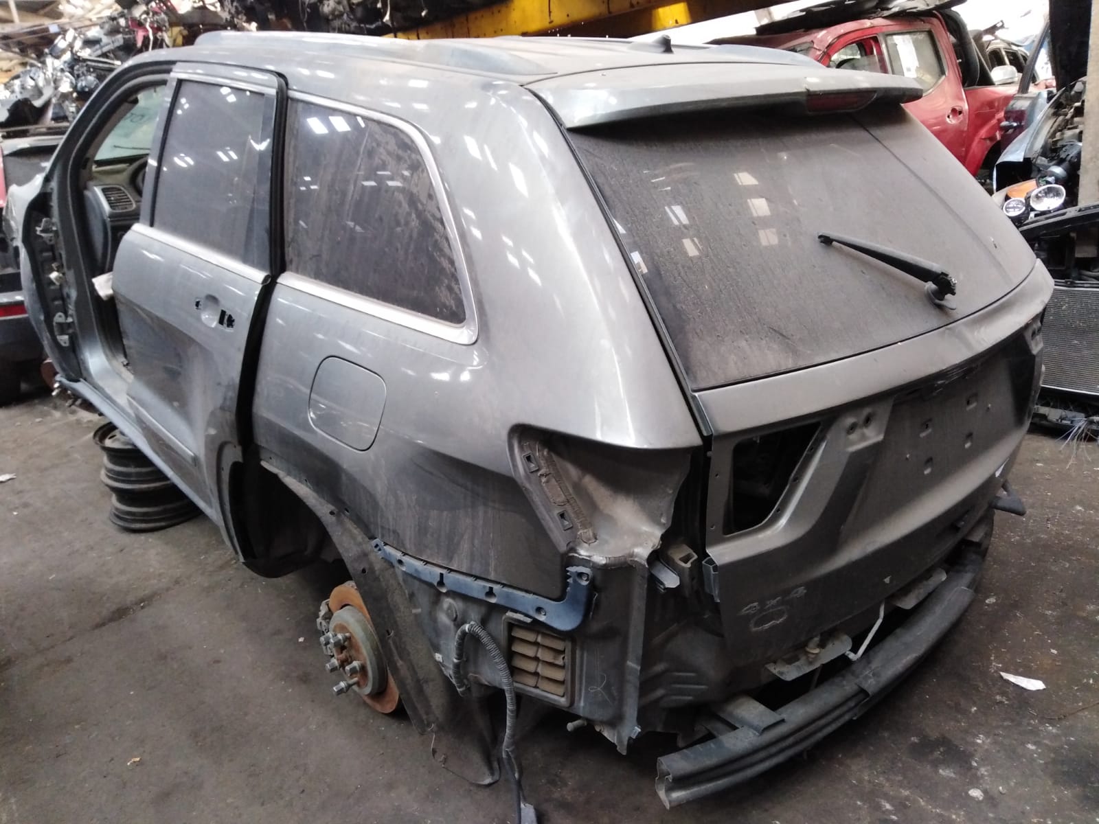  Jeep GRAND CHEROKEE 2013    EN DESARME